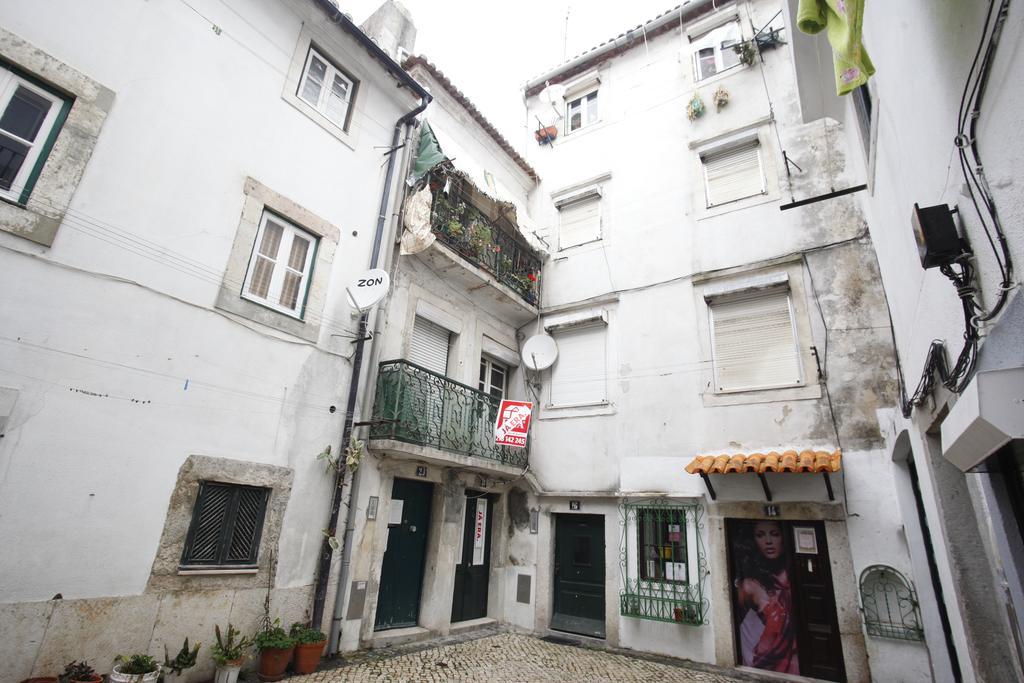 Apartamento con balcón